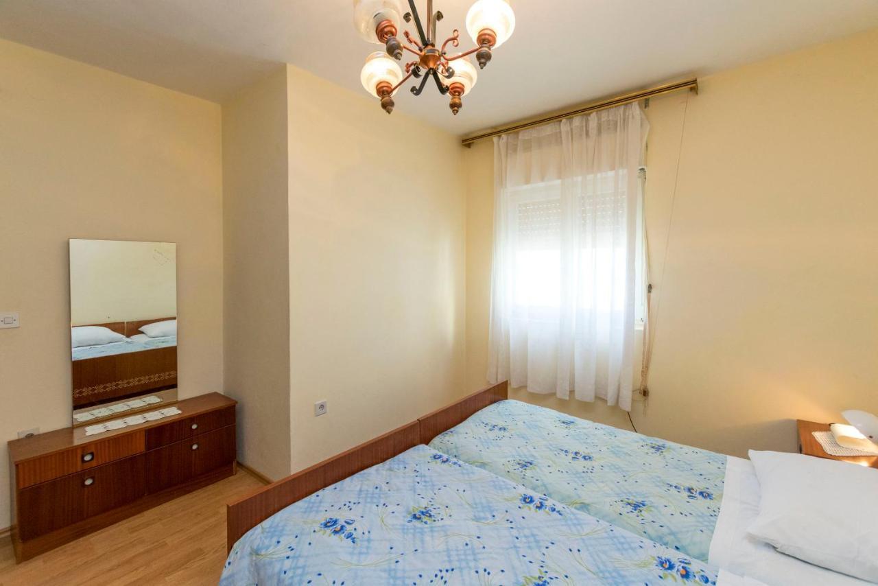 Apartment Lele Primosten Ngoại thất bức ảnh