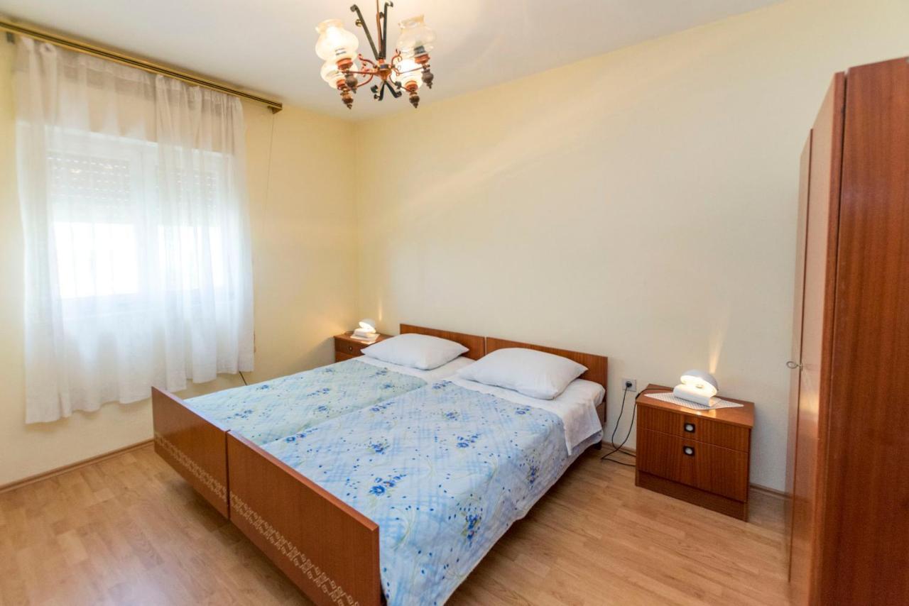 Apartment Lele Primosten Ngoại thất bức ảnh